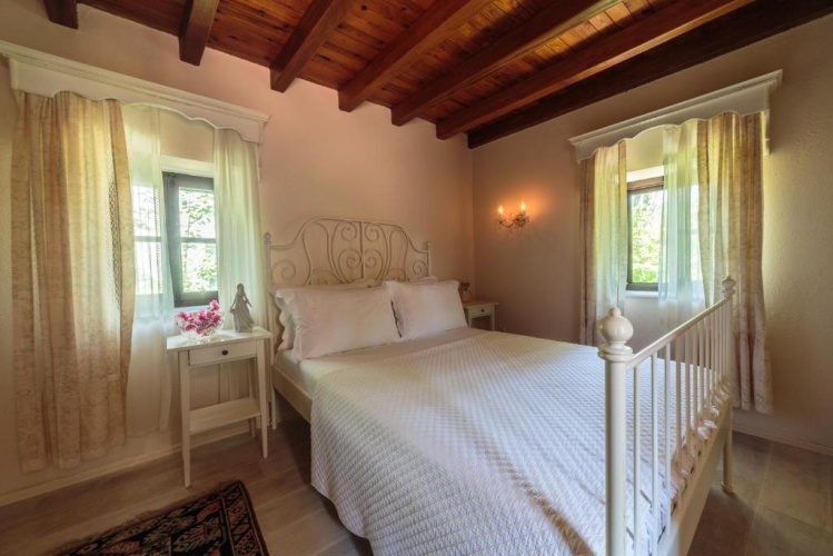 Standard Double room with view