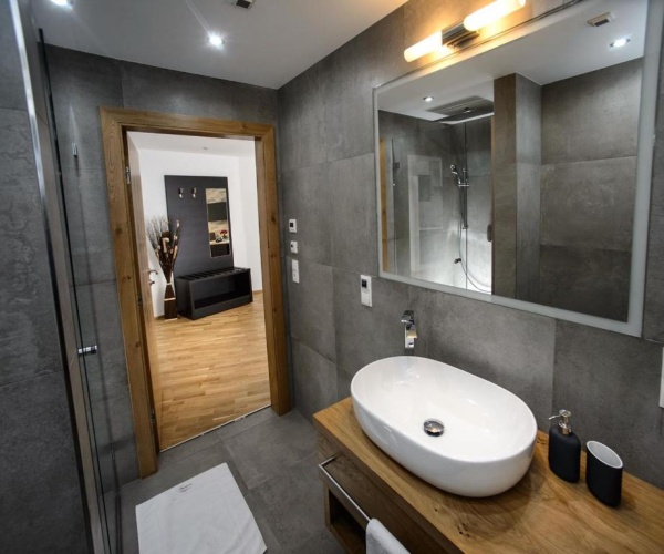 2 Bedrooms Double Apartment