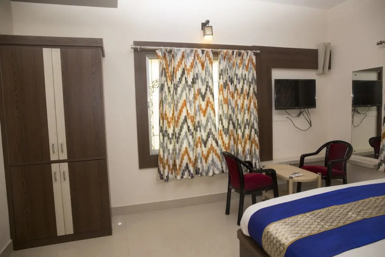 OYO 3904 Home Stay Tara Palace