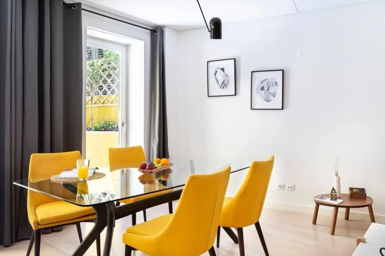 Modern Terrace Apartment Rentexperience