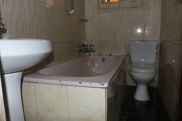 Albert Suites
