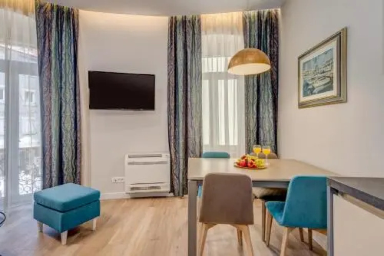 Royal Theatre Apartments