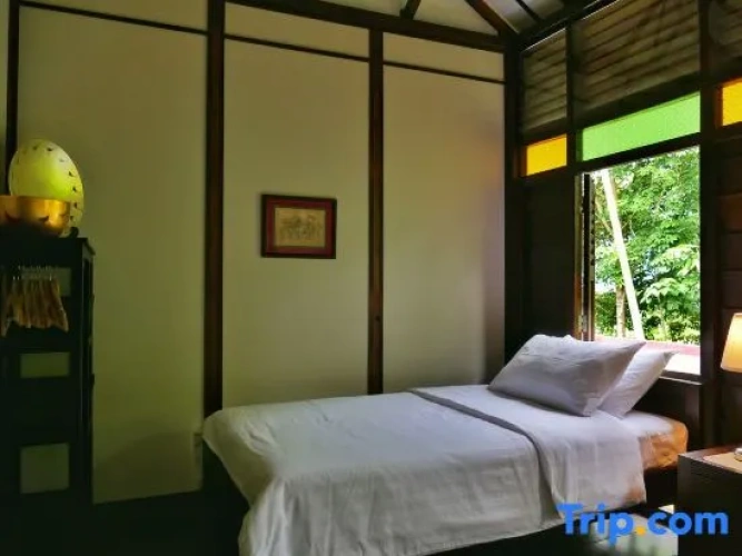 2 Bedrooms Cottage