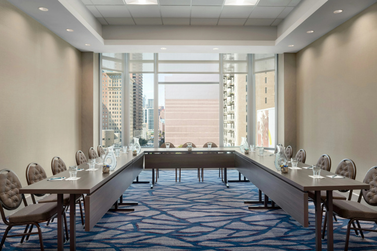Hilton Garden Inn Chicago Downtown South Loop photo 18