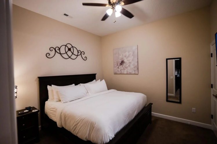 2 Bedroom Lake View Villa - Unit 201