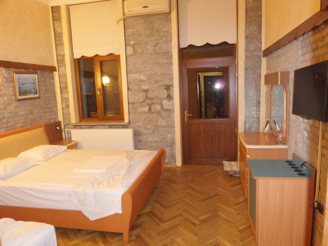Imbros Hotel