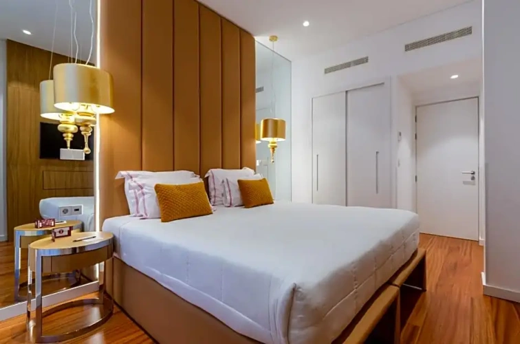 Double room with city view