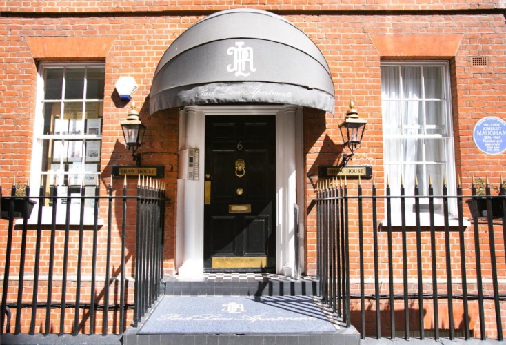 4 Bedrooms Royal Apartment