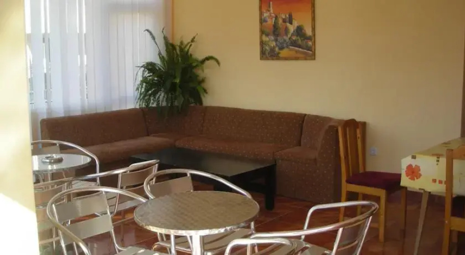 Adele Guest House