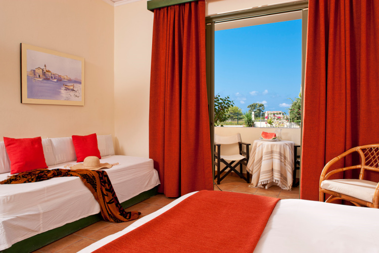 Standard Quadruple room