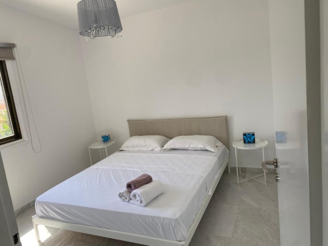 3 Bedrooms Apartment