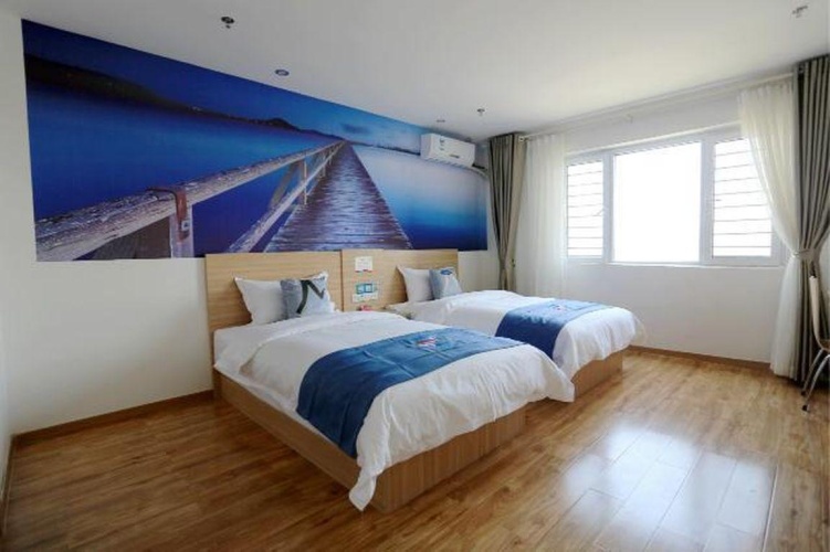 Standard Double room with city view