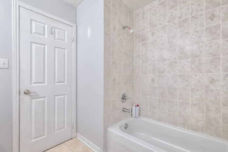 Waterfront Avenue Suites