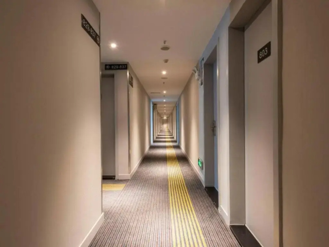 7 Days Inn