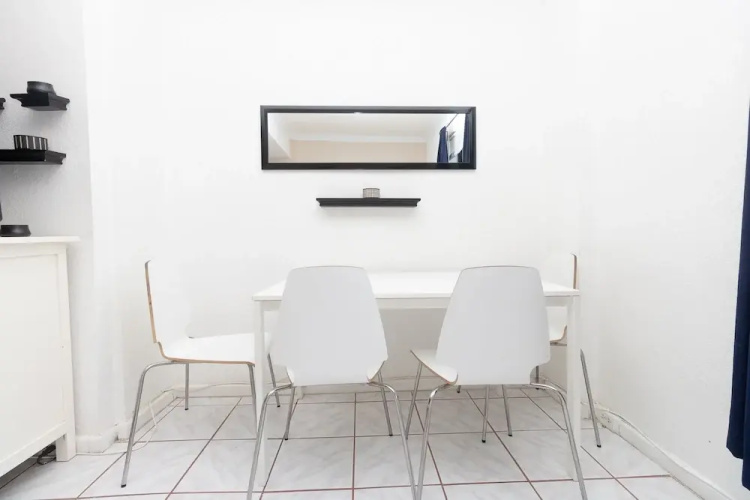 753 Studio With City View Hollywood