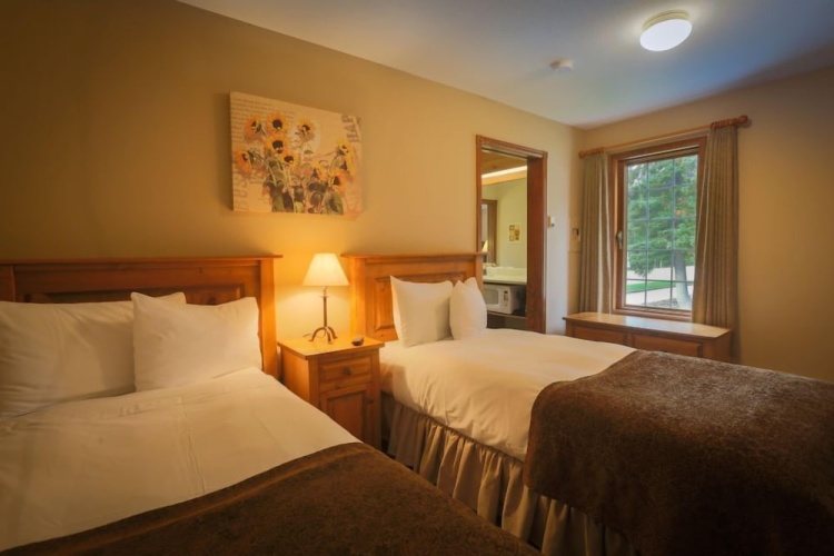 Quadruple Suite