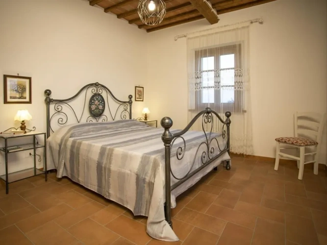 4 Bedrooms Villa