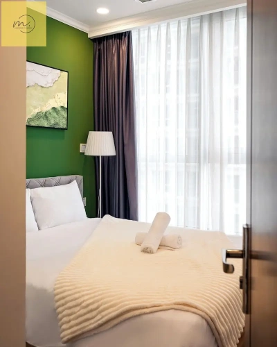1 Bedroom Apartment with balcony and with city view