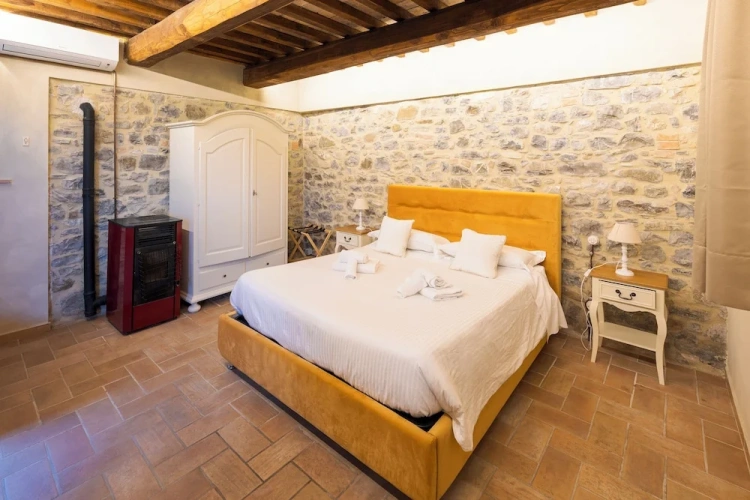 1 Bedroom Classic Quadruple room