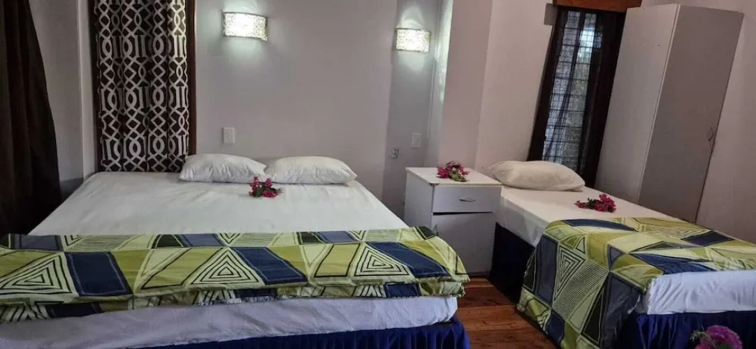 Luxury Double room with balcony and with courtyard view
