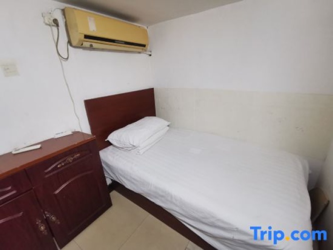 Single Apartment