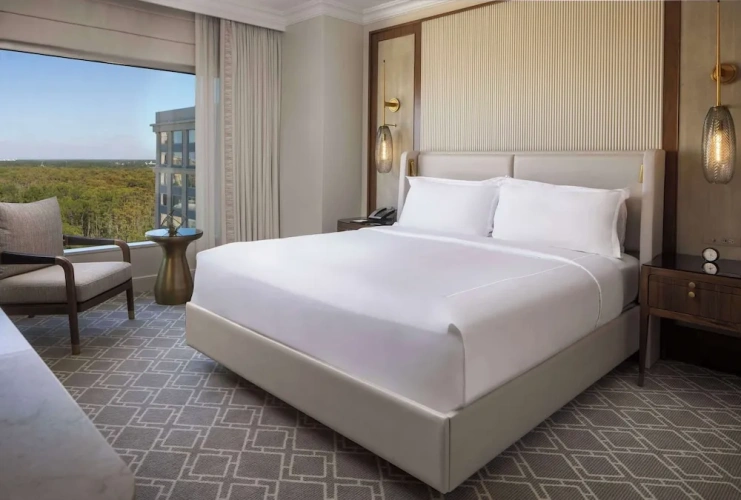 Accessible Double Suite