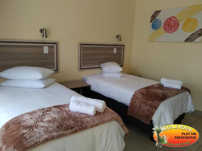 Standard Twin room