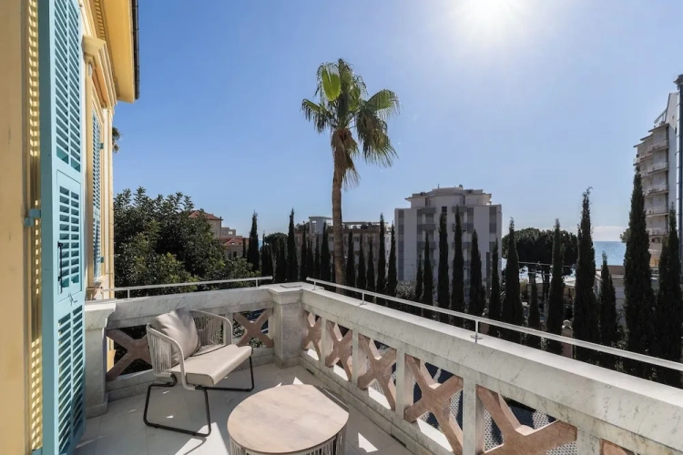 1 Bedroom Deluxe Apartment with balcony and with sea view