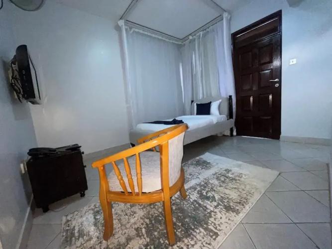 Iman Hotel