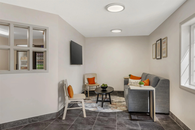 Sonesta Simply Suites Boston Burlington photo 17