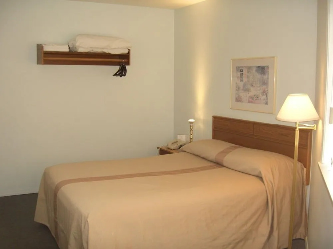 Ridgeview Motor Inn
