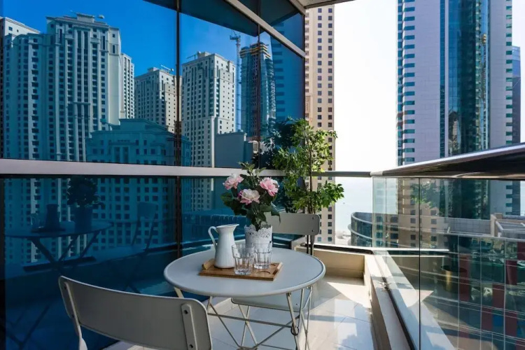 Central Tower by DreamInn Dubai