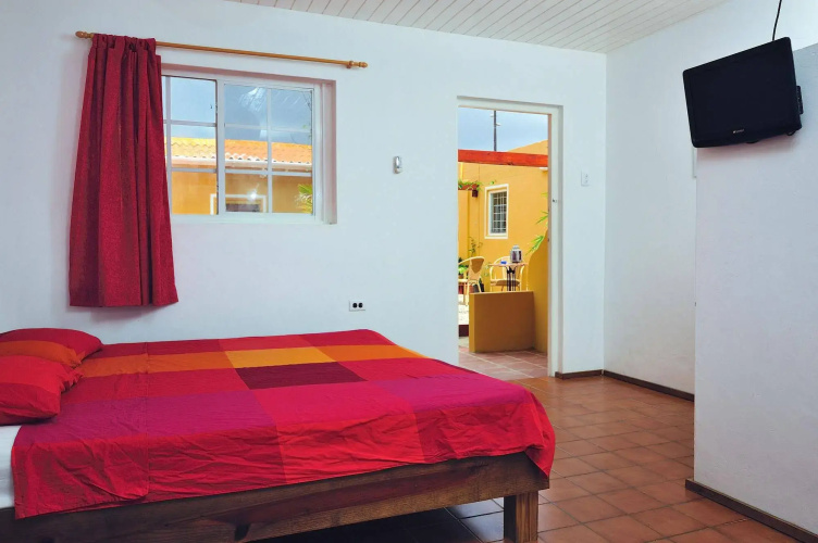 Dive Hut - Boutique Apartments