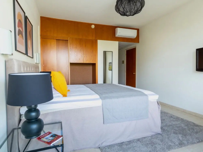 Modern Studio With Balcony
