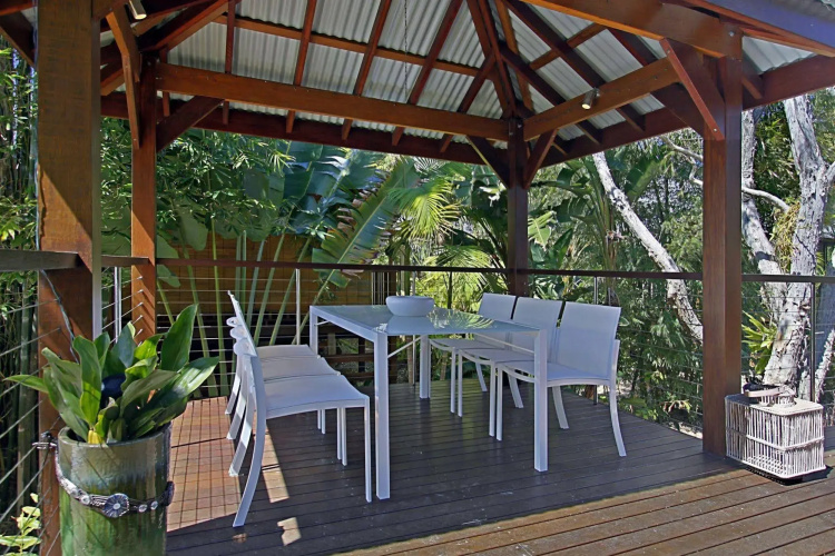 A PERFECT STAY –Blue Bliss