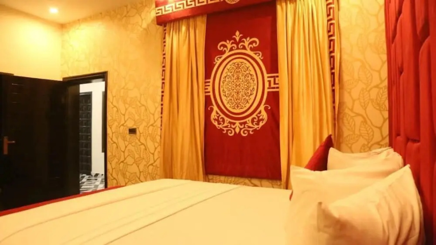 Hotel De Smart Multan