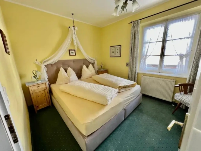 2 Bedrooms Double Apartment