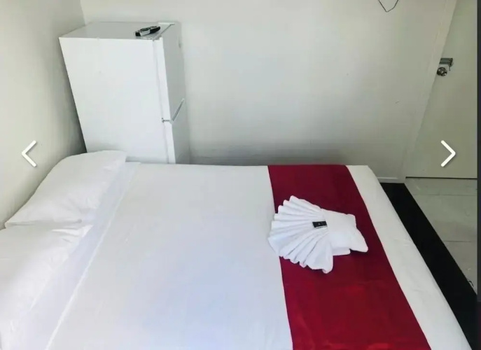 Dash motel