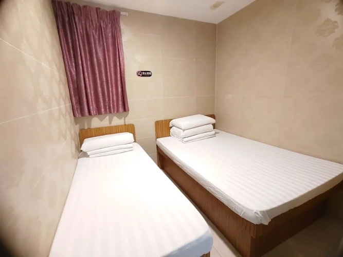 Economy Twin room