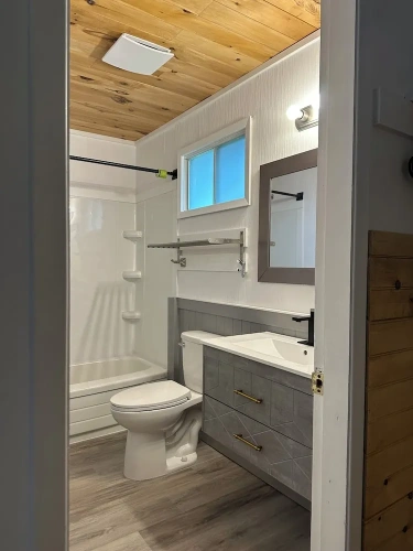 2 Bedrooms Standard Family room