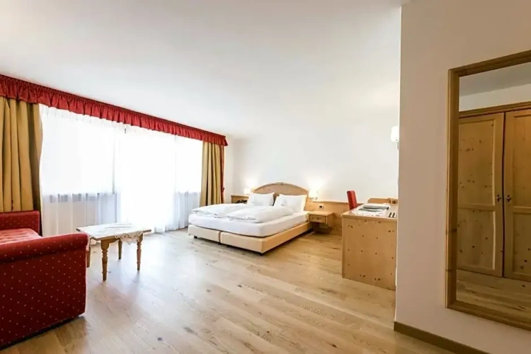 Superior Double room with balcony and with view