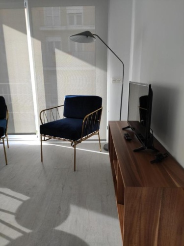3 Bedrooms Apartment