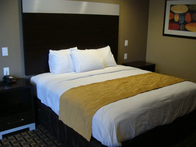 West Worth Inn and Suites