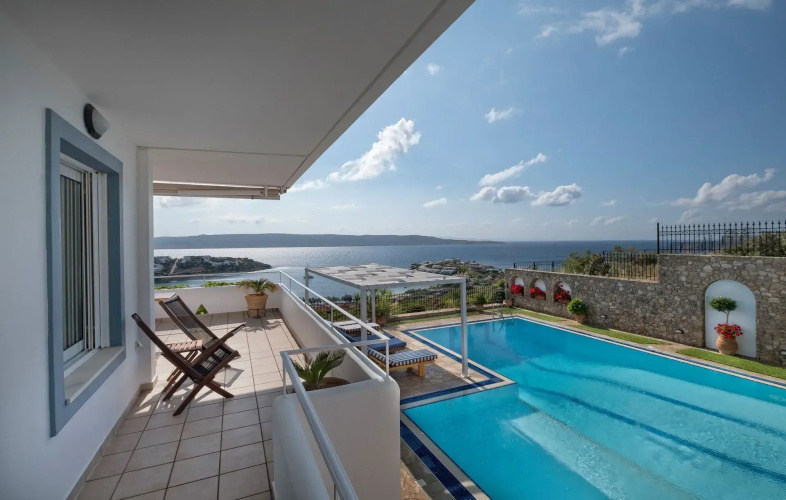 Sounio Villa