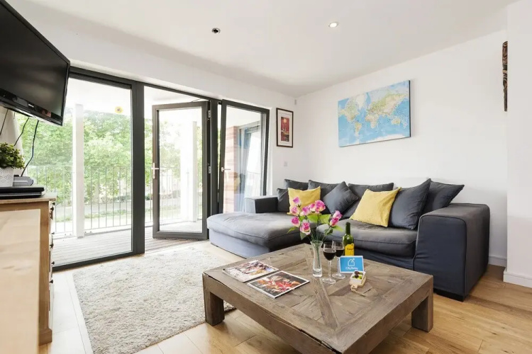 The Akerman Road Hideaway - TM
