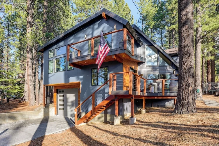 3 Bedrooms Cottage