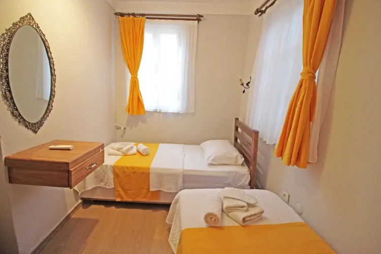 Eflatun Guest House