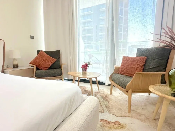 Azizi Riviera 25