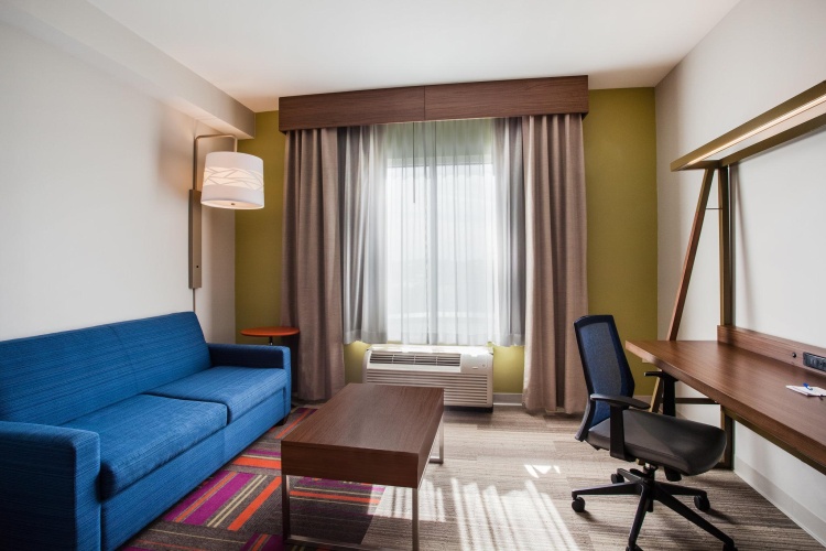 Quadruple Suite