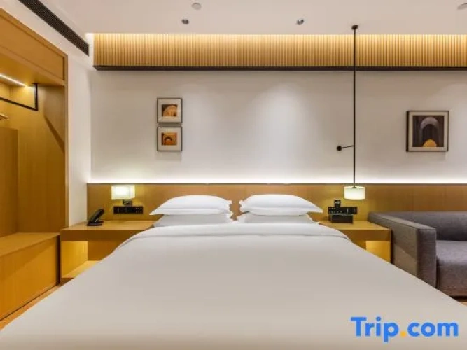 Deluxe Double room with lake view